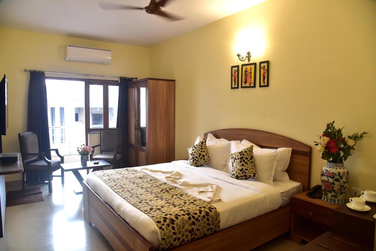 Candolim Grande Resort Экстерьер фото